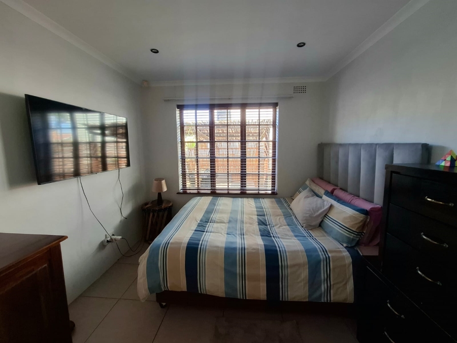 To Let 2 Bedroom Property for Rent in Table View Western Cape